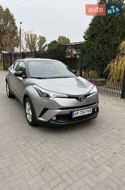 Позашляховик / Кросовер Toyota C-HR 2016 в Житомирі