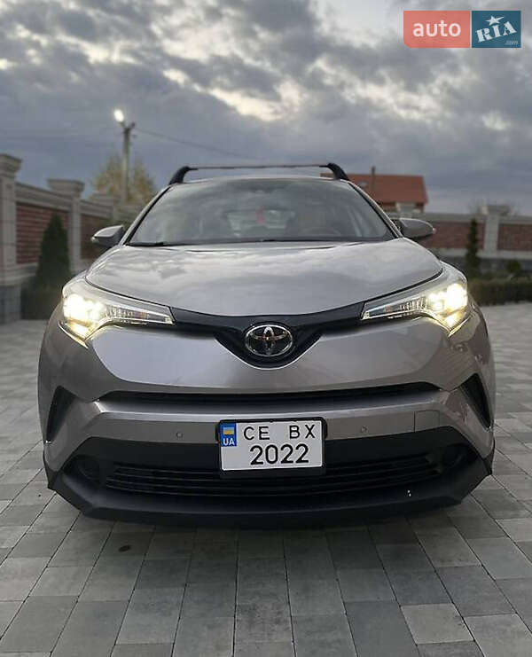 Внедорожник / Кроссовер Toyota C-HR 2019 в Львове