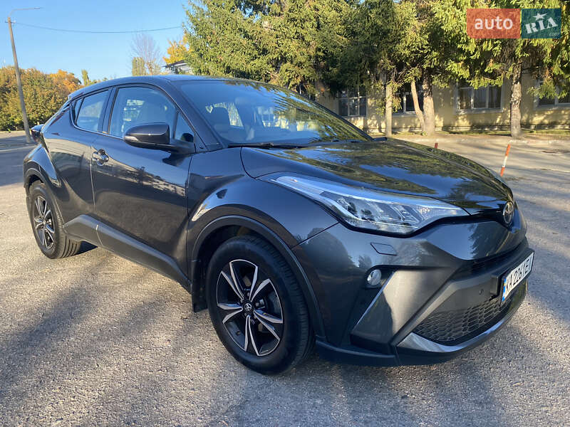 Позашляховик / Кросовер Toyota C-HR 2021 в Рівному