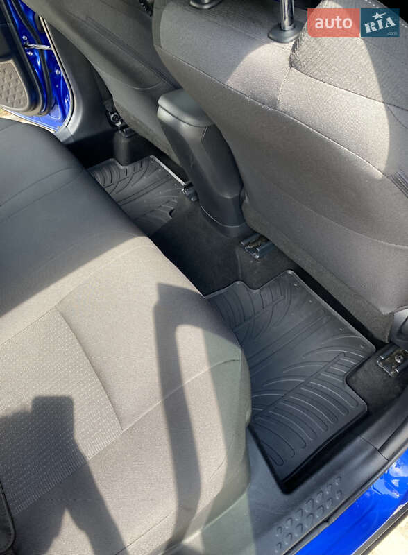 Позашляховик / Кросовер Toyota C-HR 2018 в Павлограді