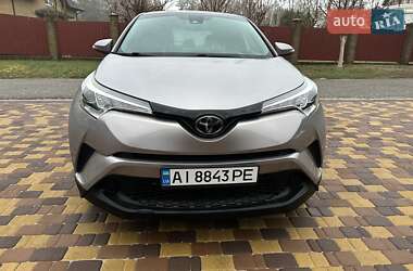 Позашляховик / Кросовер Toyota C-HR 2017 в Києві