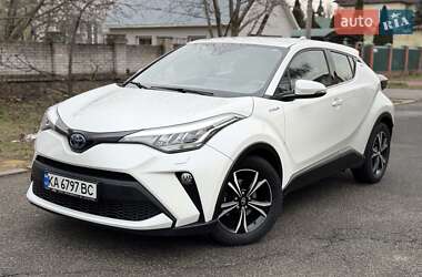 Позашляховик / Кросовер Toyota C-HR 2020 в Києві