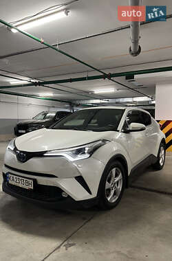 Позашляховик / Кросовер Toyota C-HR 2019 в Києві