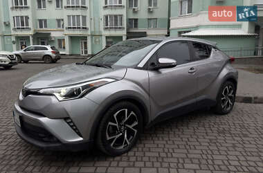 Позашляховик / Кросовер Toyota C-HR 2018 в Полтаві