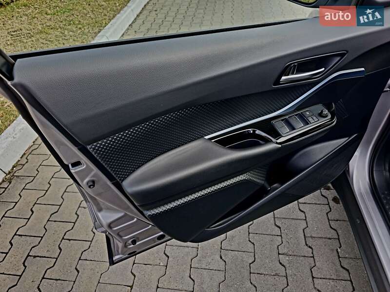 Позашляховик / Кросовер Toyota C-HR 2020 в Одесі