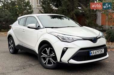 Позашляховик / Кросовер Toyota C-HR 2020 в Києві