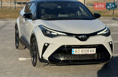 Внедорожник / Кроссовер Toyota C-HR 2021 в 