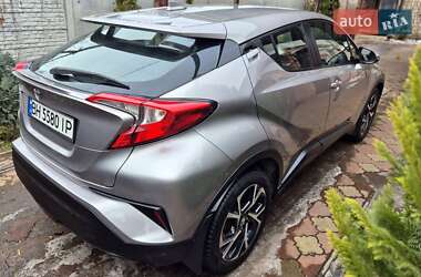 Позашляховик / Кросовер Toyota C-HR 2017 в Запоріжжі