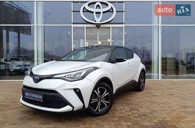 Внедорожник / Кроссовер Toyota C-HR 2022 в Киеве