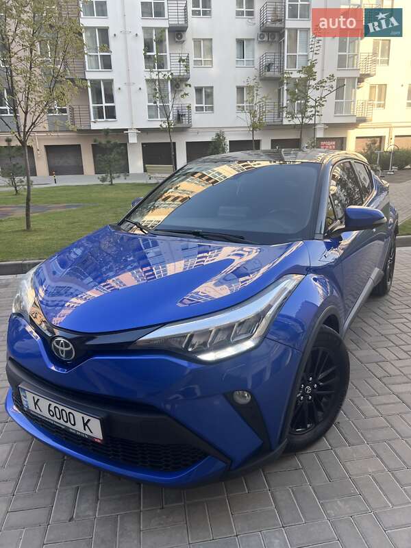 Внедорожник / Кроссовер Toyota C-HR 2019 в Счастливом