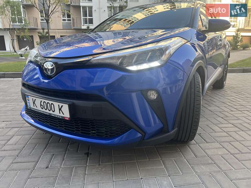 Внедорожник / Кроссовер Toyota C-HR 2019 в Счастливом