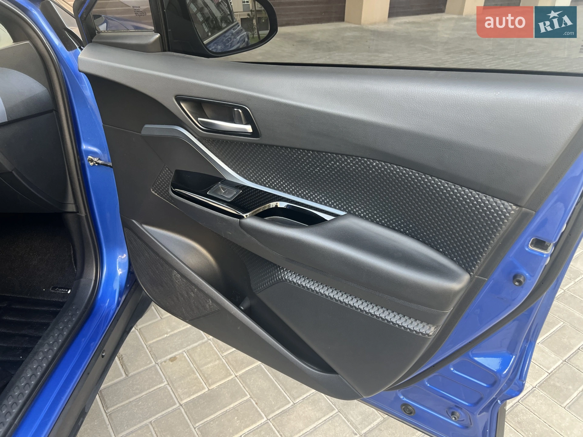 2019 Toyota C-HR - мініатюра 16