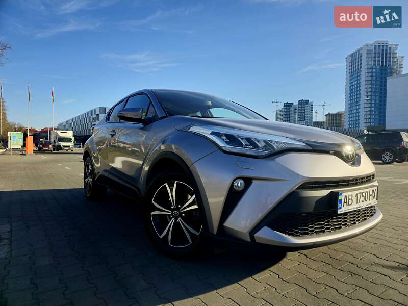 Позашляховик / Кросовер Toyota C-HR 2020 в Одесі
