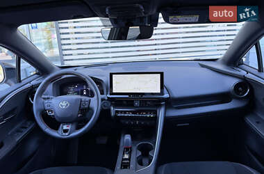 Внедорожник / Кроссовер Toyota C-HR 2023 в 