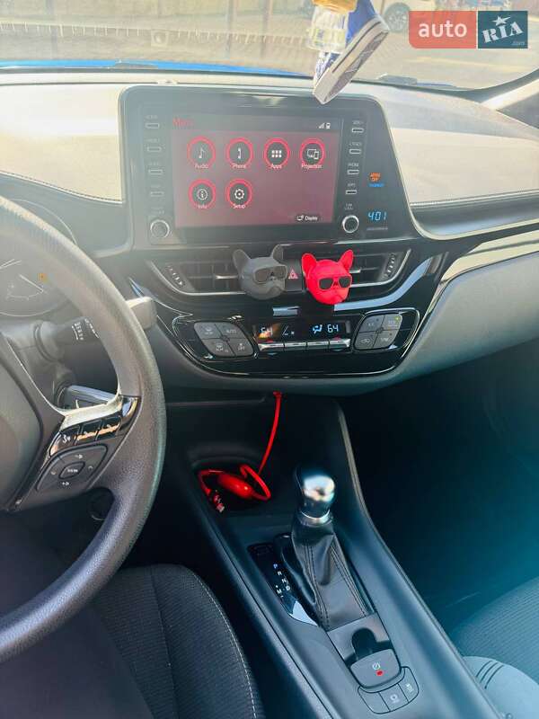 Позашляховик / Кросовер Toyota C-HR 2018 в Києві