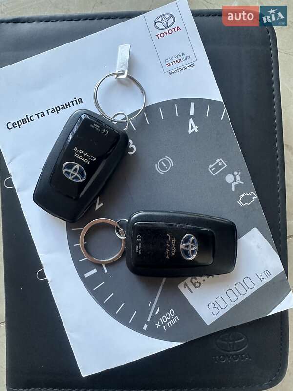 Позашляховик / Кросовер Toyota C-HR 2019 в Луцьку