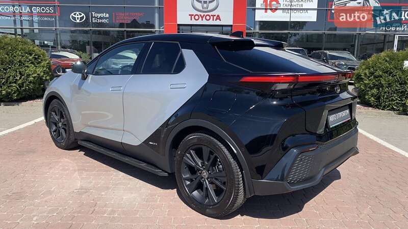 Внедорожник / Кроссовер Toyota C-HR 2023 в Хмельницком