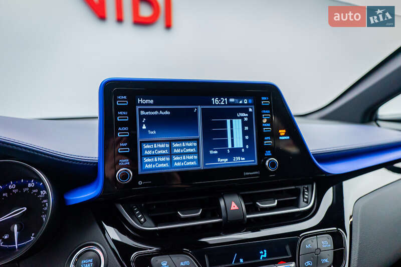 Внедорожник / Кроссовер Toyota C-HR 2020 в Киеве