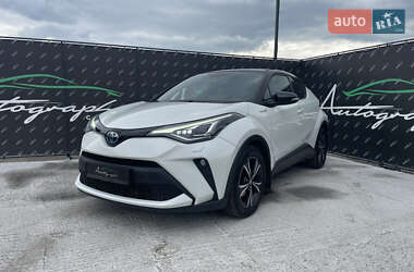 Внедорожник / Кроссовер Toyota C-HR 2019 в Киеве