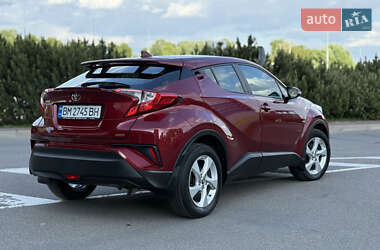 Позашляховик / Кросовер Toyota C-HR 2016 в 