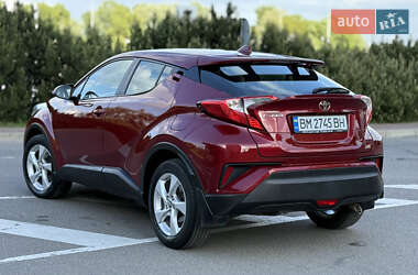 Позашляховик / Кросовер Toyota C-HR 2016 в 