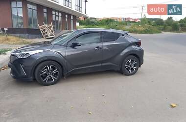 Внедорожник / Кроссовер Toyota C-HR 2020 в Ужгороде