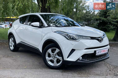 Внедорожник / Кроссовер Toyota C-HR 2018 в Киеве