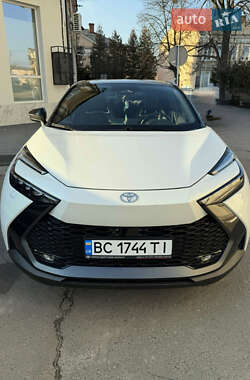 Внедорожник / Кроссовер Toyota C-HR 2024 в Стрые
