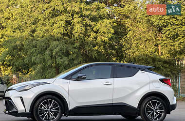 Внедорожник / Кроссовер Toyota C-HR 2021 в Днепре