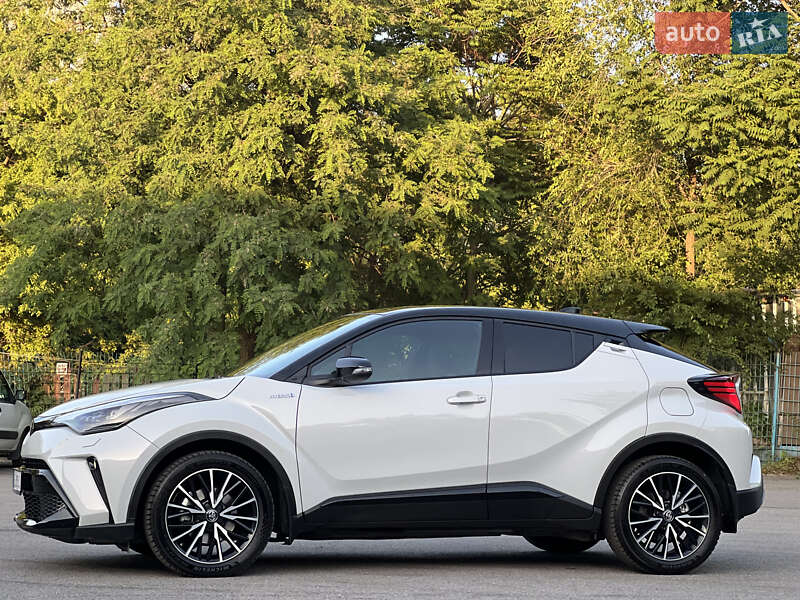 Toyota C-HR 2021