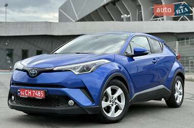 Позашляховик / Кросовер Toyota C-HR 2018 в Львові
