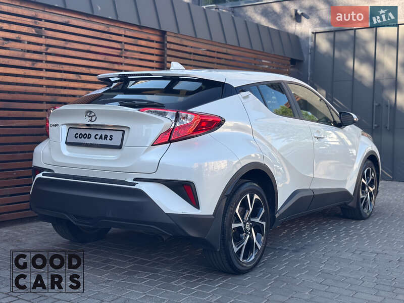 Внедорожник / Кроссовер Toyota C-HR 2019 в Одессе
