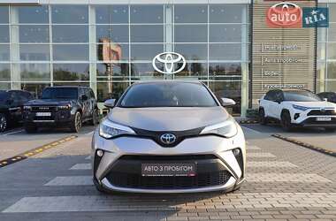 Внедорожник / Кроссовер Toyota C-HR 2020 в 