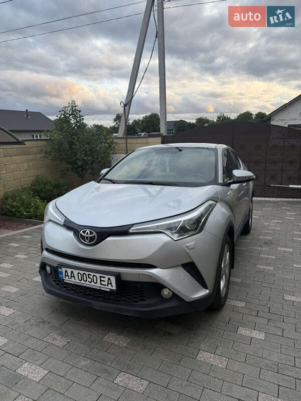 Toyota C-HR 2017