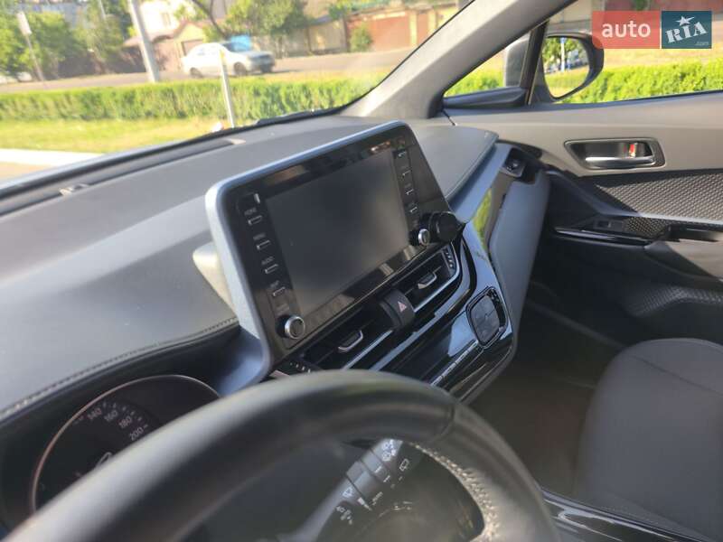 Внедорожник / Кроссовер Toyota C-HR 2020 в Одессе
