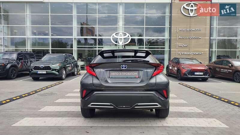 Позашляховик / Кросовер Toyota C-HR 2022 в Києві