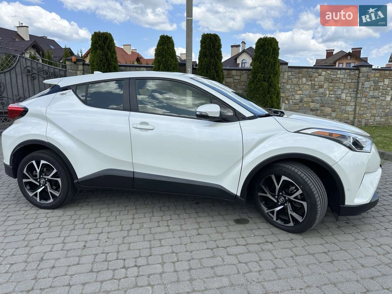2019 Toyota C-HR - мініатюра 31