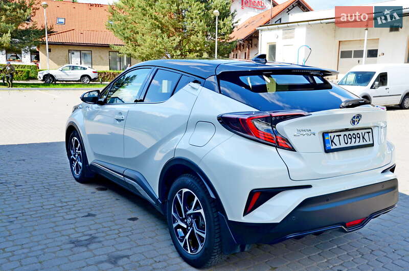 Внедорожник / Кроссовер Toyota C-HR 2018 в Ивано-Франковске