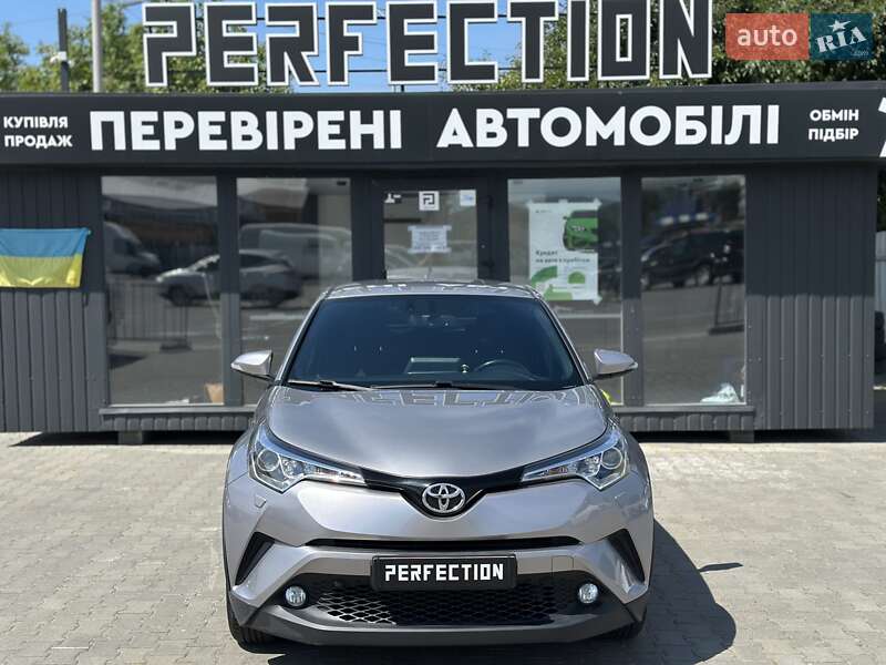 Toyota C-HR 2016