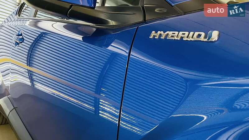 Позашляховик / Кросовер Toyota C-HR 2018 в Вінниці