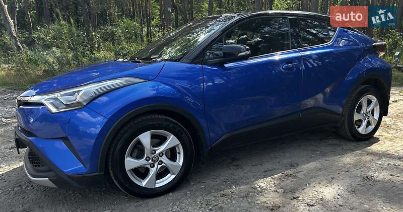 Toyota C-HR 2017 Toyota C-HR 2017