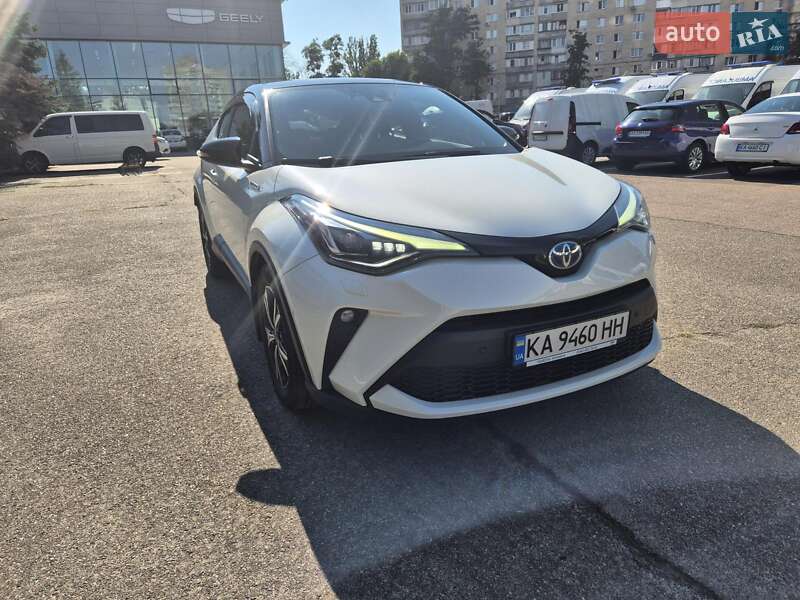 Toyota C-HR 2020 Toyota C-HR 2020