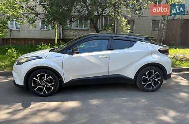 Позашляховик / Кросовер Toyota C-HR 2019 в Києві