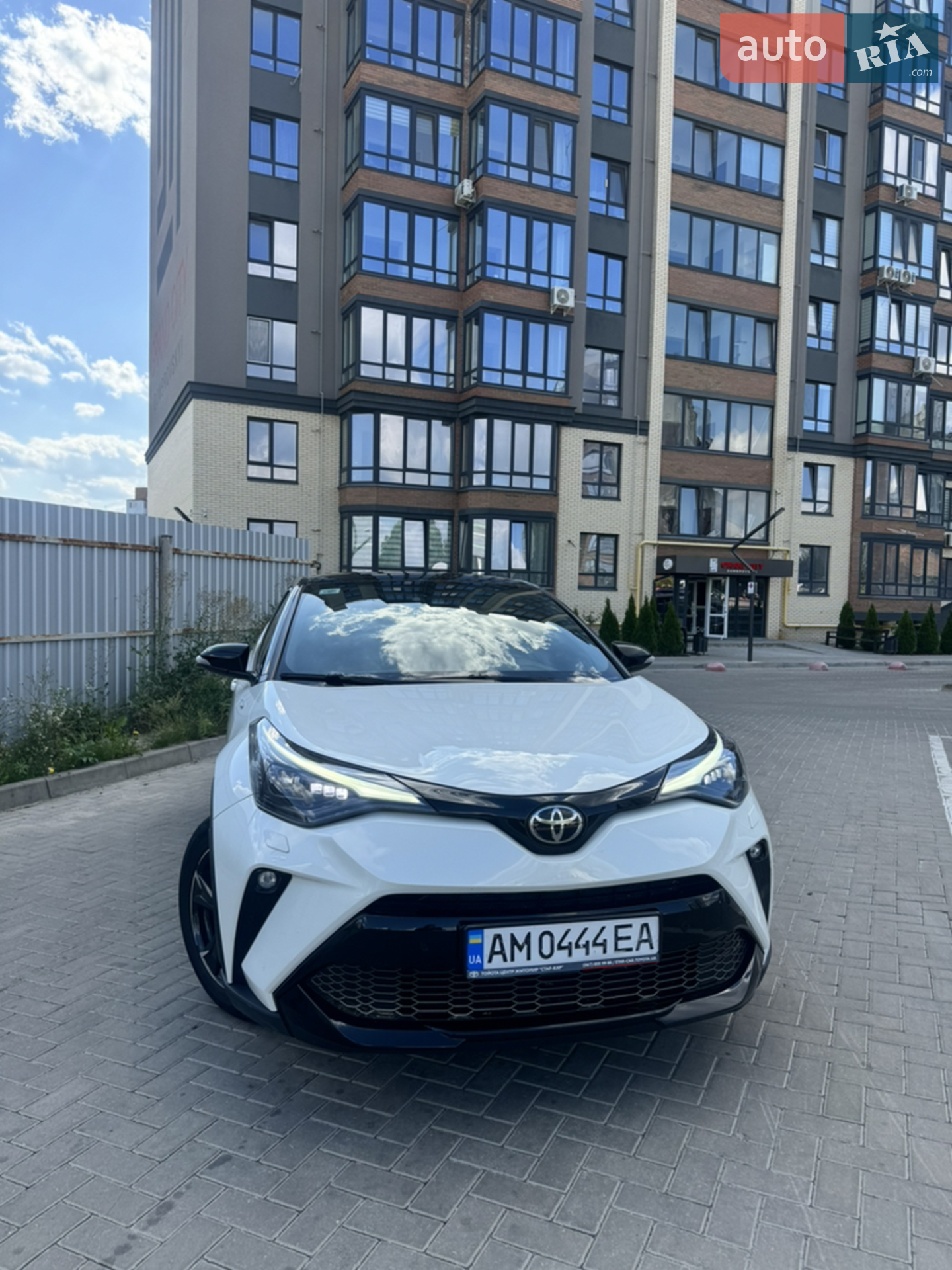 2021 Toyota C-HR - мініатюра 16