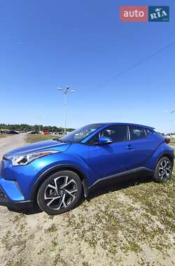 Внедорожник / Кроссовер Toyota C-HR 2018 в Львове