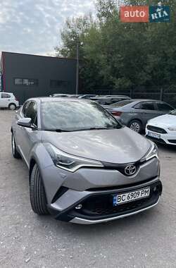 Позашляховик / Кросовер Toyota C-HR 2016 в  Позашляховик / Кросовер Toyota C-HR 2016 в