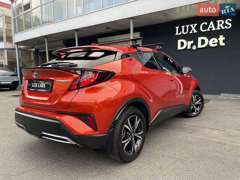 Позашляховик / Кросовер Toyota C-HR 2020 в Києві фото 40 Позашляховик / Кросовер Toyota C-HR 2020 в Києві