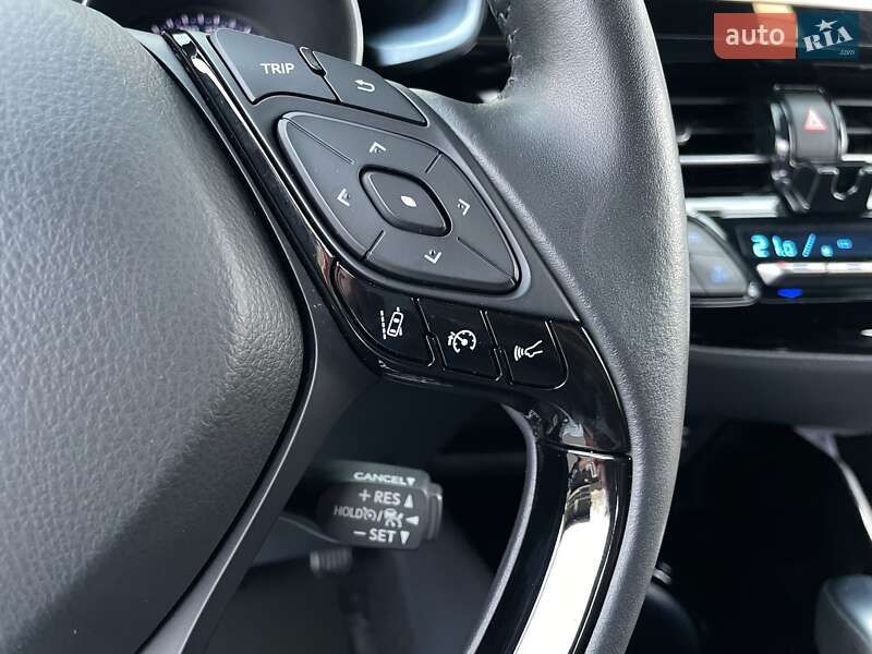 Позашляховик / Кросовер Toyota C-HR 2020 в Києві фото 53 Позашляховик / Кросовер Toyota C-HR 2020 в Києві