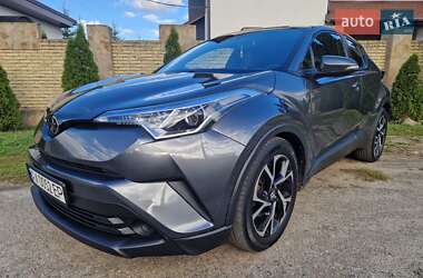 Внедорожник / Кроссовер Toyota C-HR 2017 в Харькове