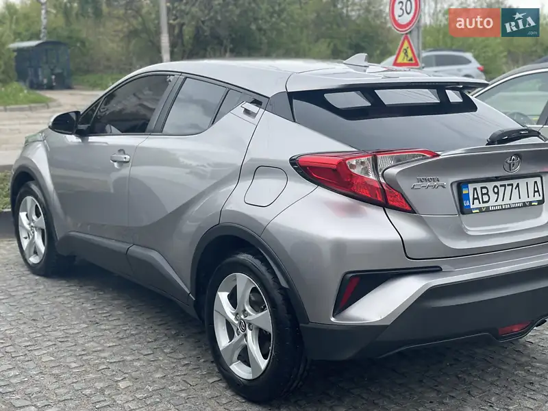 Toyota C-HR 2017